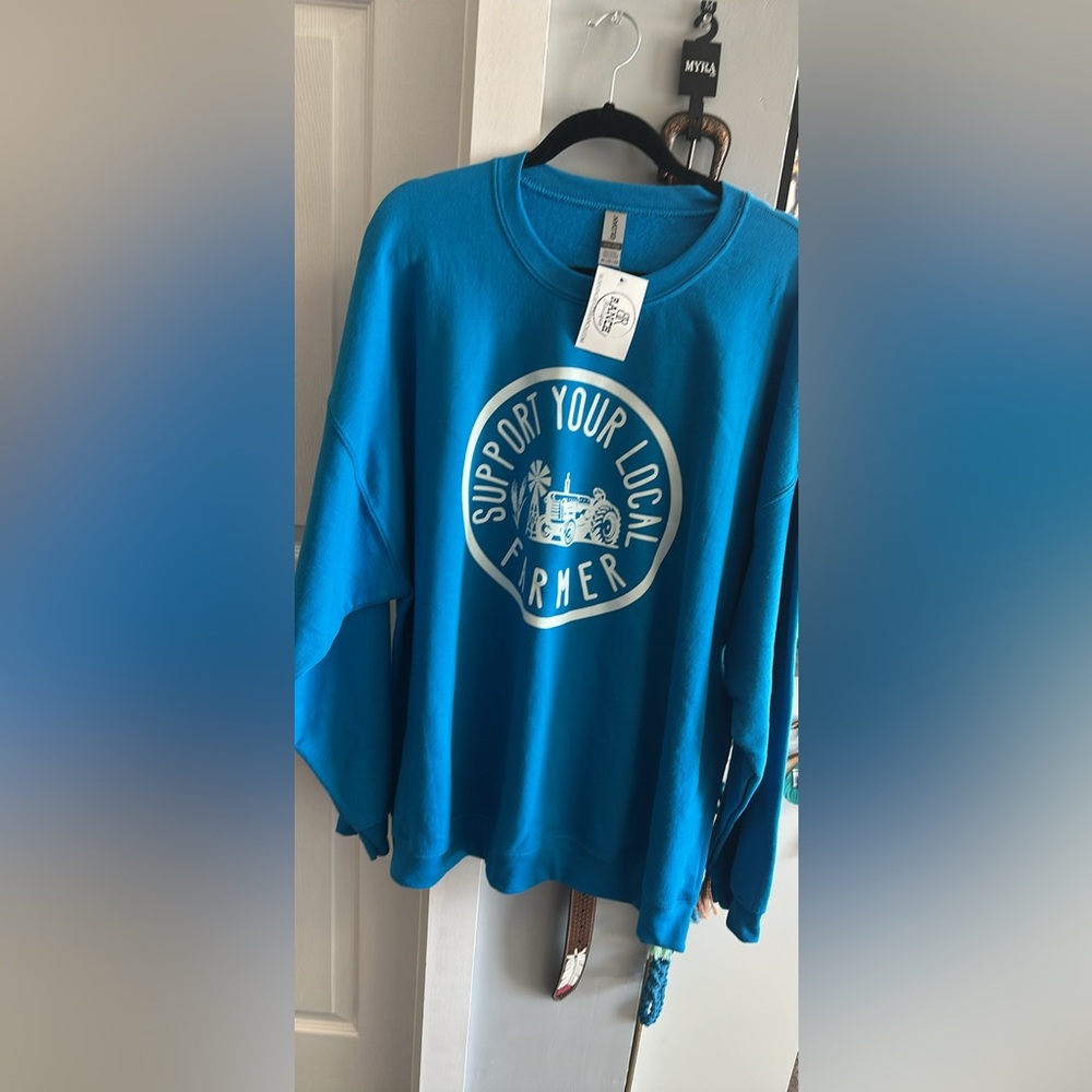 NWT Support Your Local Farmer Sweatshirt